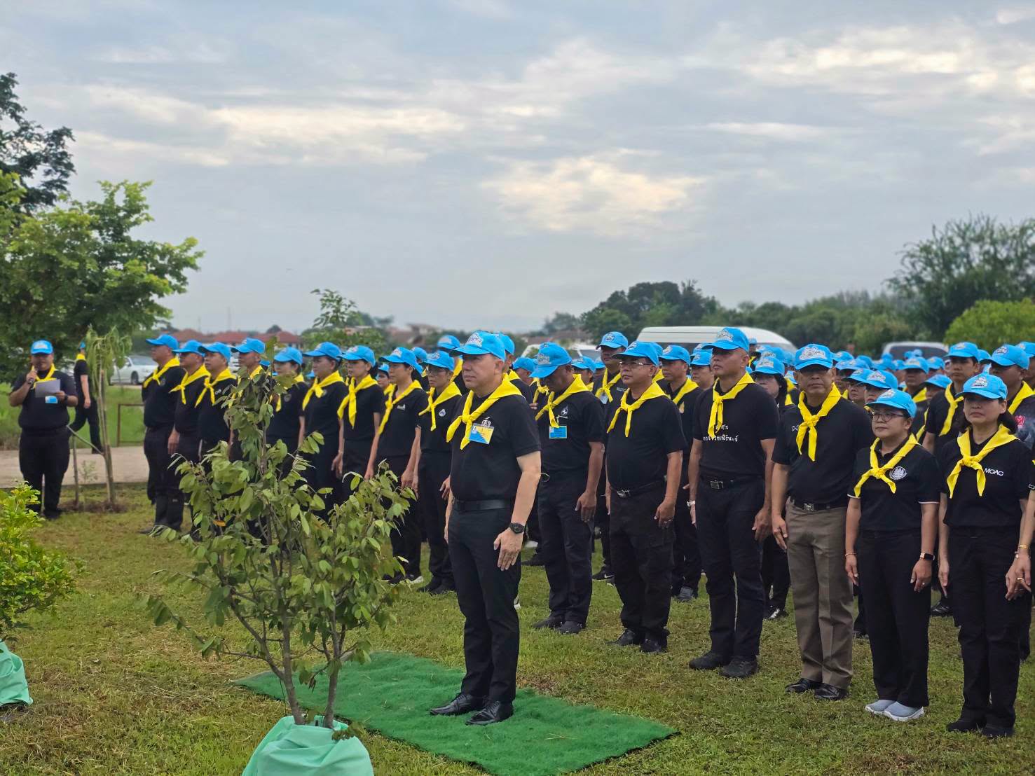 title - สำนักงานการปฏิรูปที่ดินจังหวัดเพชรบูรณ์ กิจกรรมจิตอาสาปลูกต้นไม้ เนื่องในโอกาสวันคล้ายวันพระราชสมภพ สมเด็จพระนางเจ้าสิริกิติ์ พระบรมราชินีนาถ พระบรมราชชนนีพันปีหลวง และวันแม่แห่งชาติ 12 สิงหาคม 2569